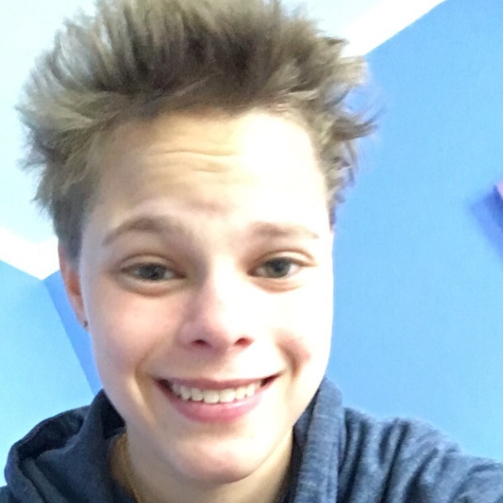 Meet your Posher, Cole